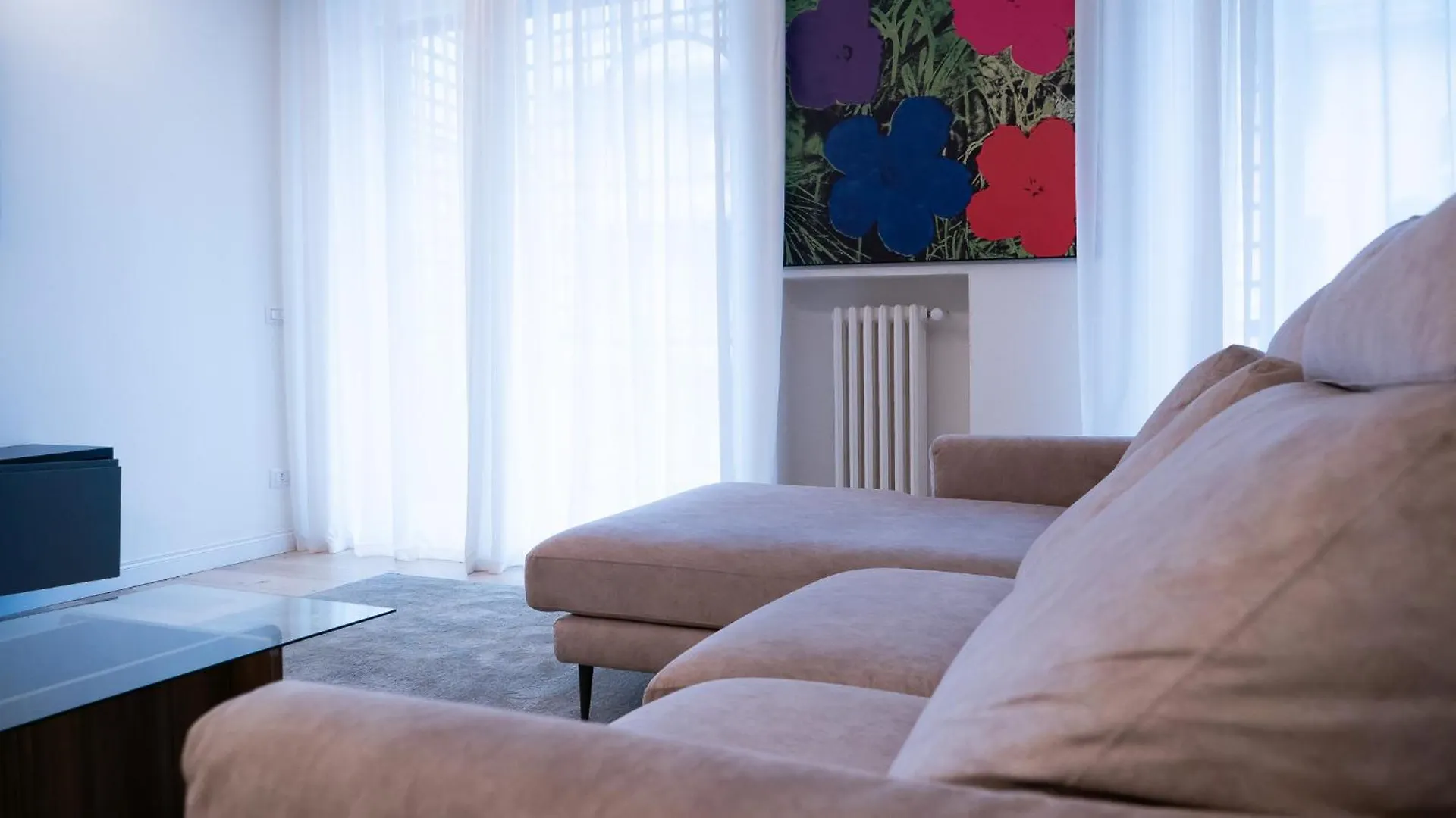Prestige Boutique Homes-Arco Della Pace Exclusive Family Apartment Milano İtalya